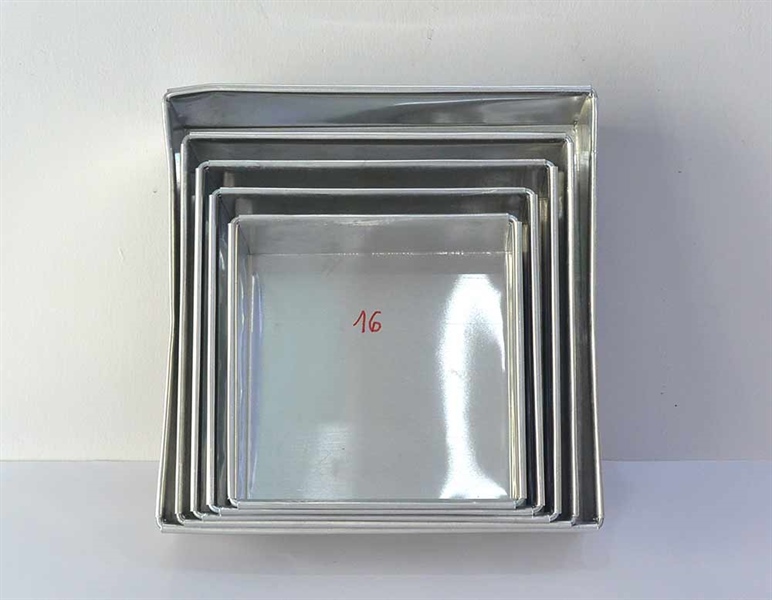 KHUÔN VUÔNG NHÔM VIỆT NAM 28CM
