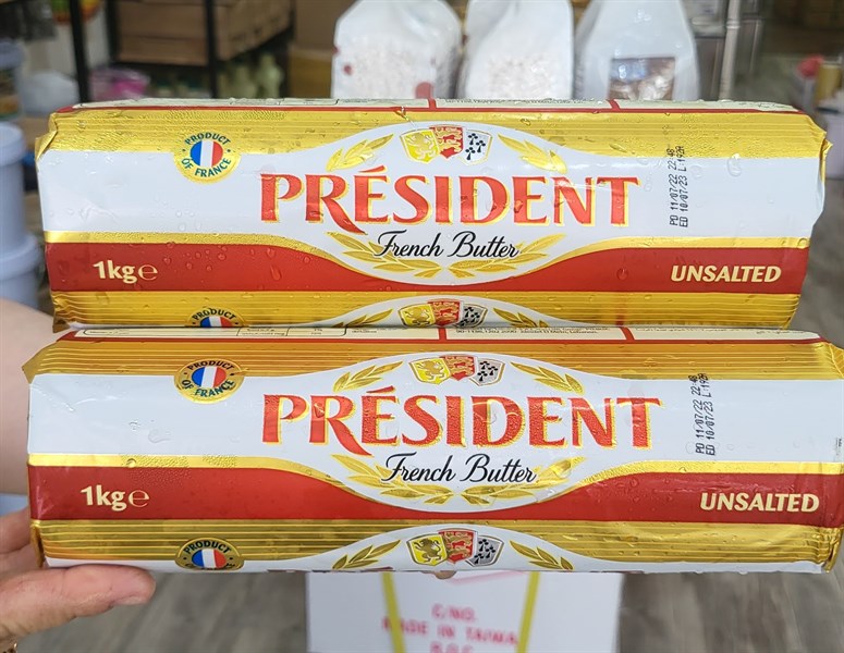 PRESIDENT BƠ NHẠT KHỐI 1KG